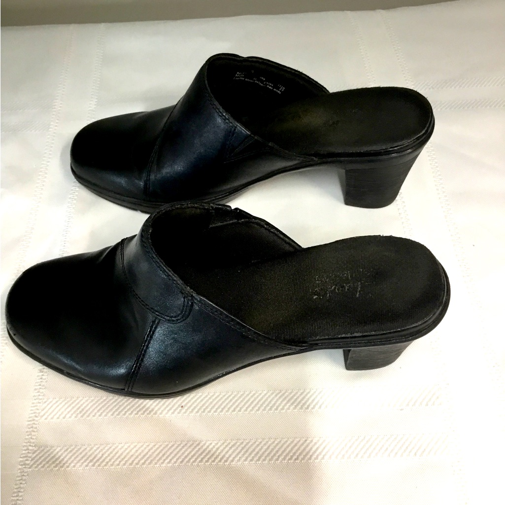 Clarks Squared Toe Mules